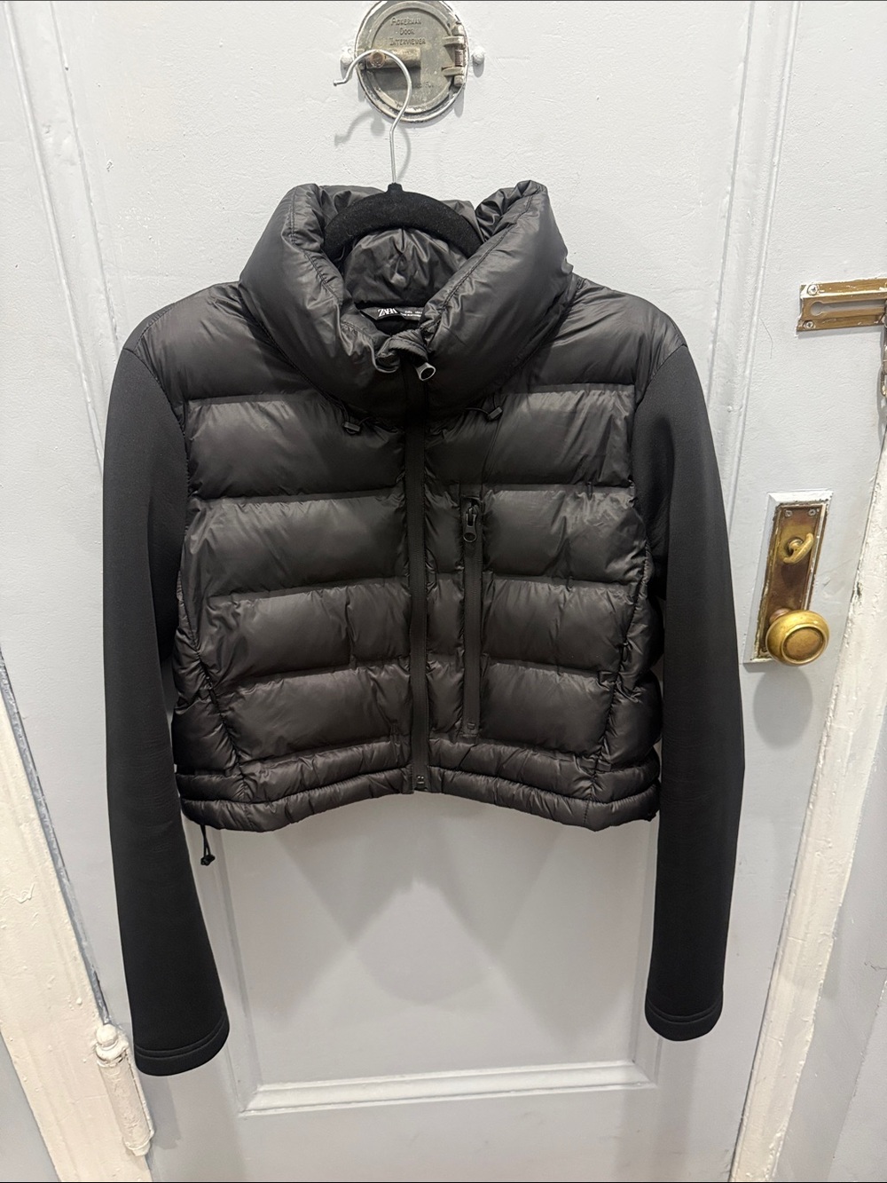 Zara Black Cropped Puffer Jacket with Knit Sleeves